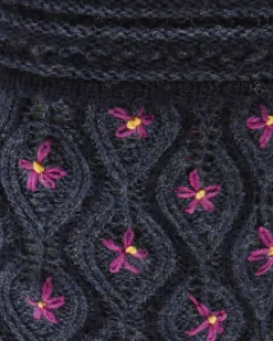 Adamu Handstrick-Loferl