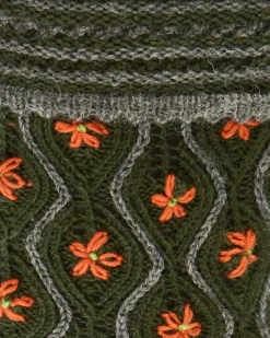 Adamu Handstrick-Loferl