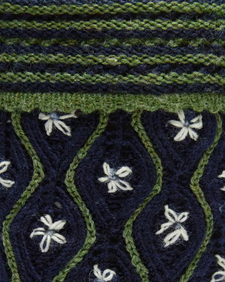 Adamu Handstrick-Loferl