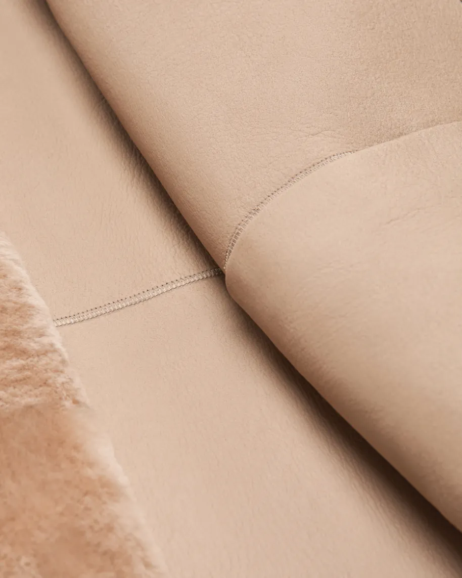 Anya Schaffell-Wendejacke