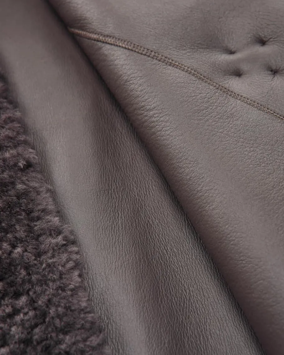 Ariana Wende-Schafsfelljacke