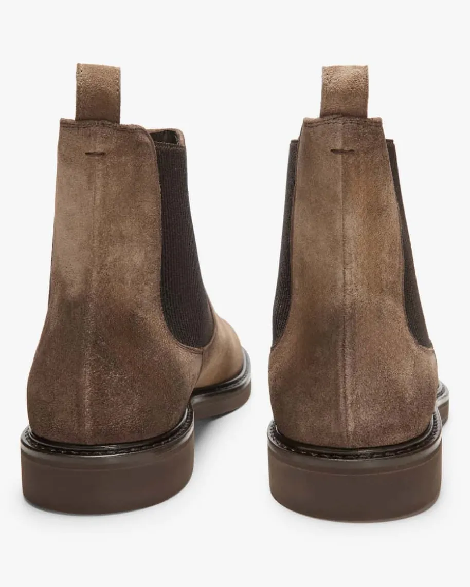 Chelsea Boots