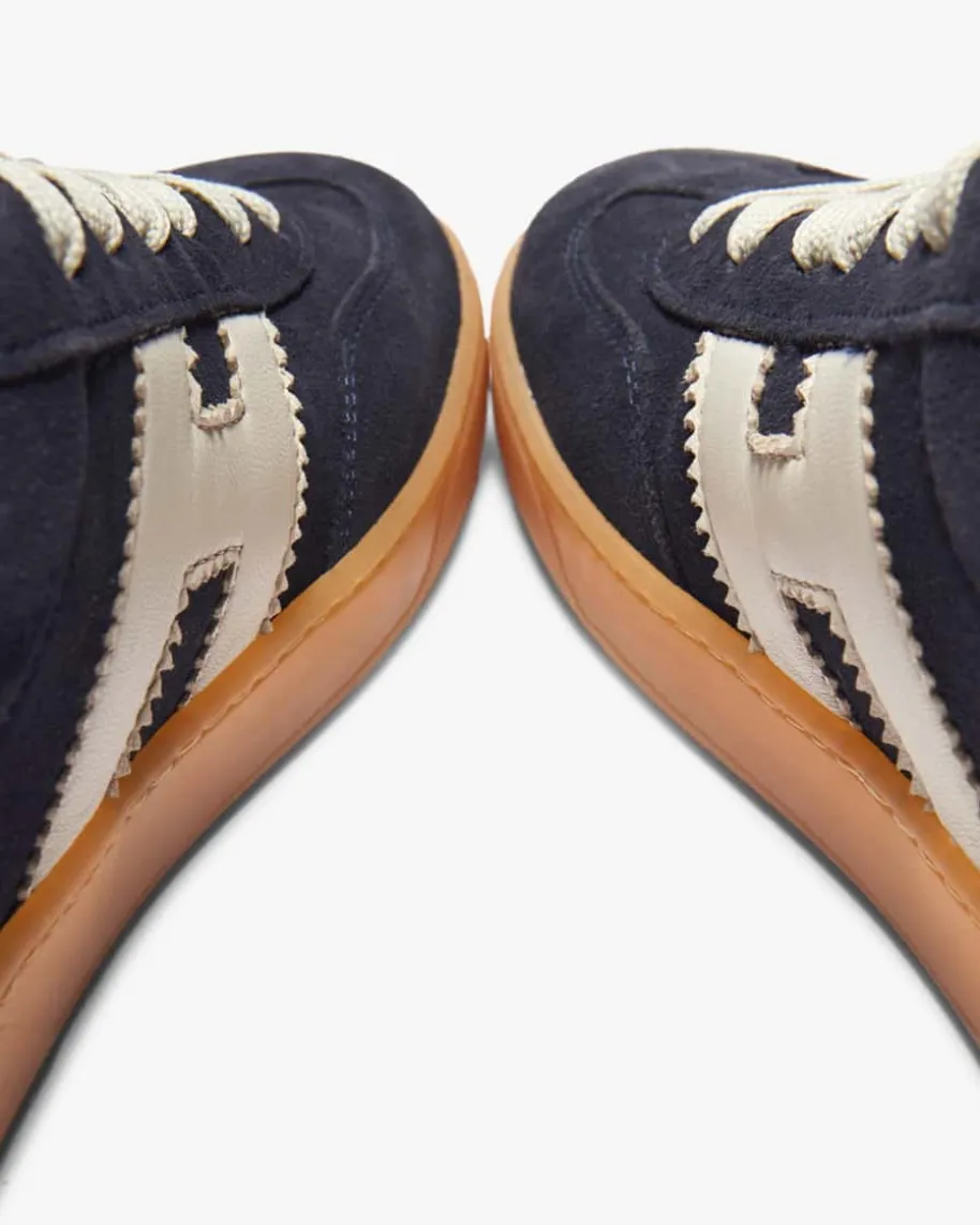 Cool Sneaker