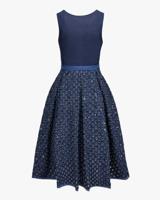 Dirndl lang mit Schürze