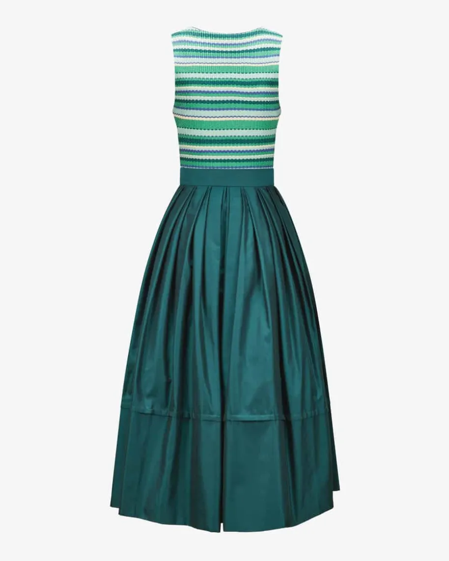 Dirndl lang mit Schürze