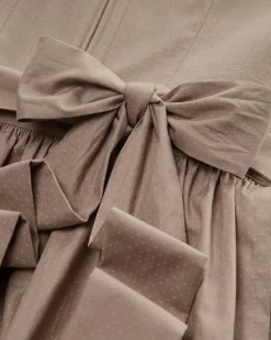 Dirndl midi mit Schürze