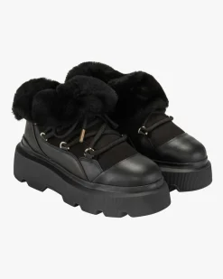 Endurance Trekking Boots