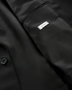 Evening Anzug aus Wolle und Seide