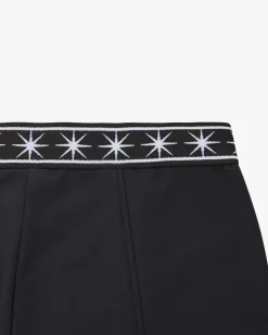 Frederica Hose Feminine Fit