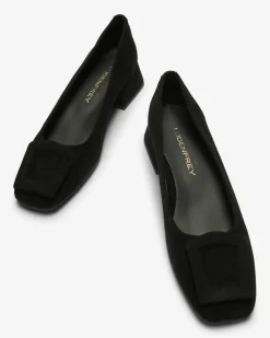 Hollie Pumps