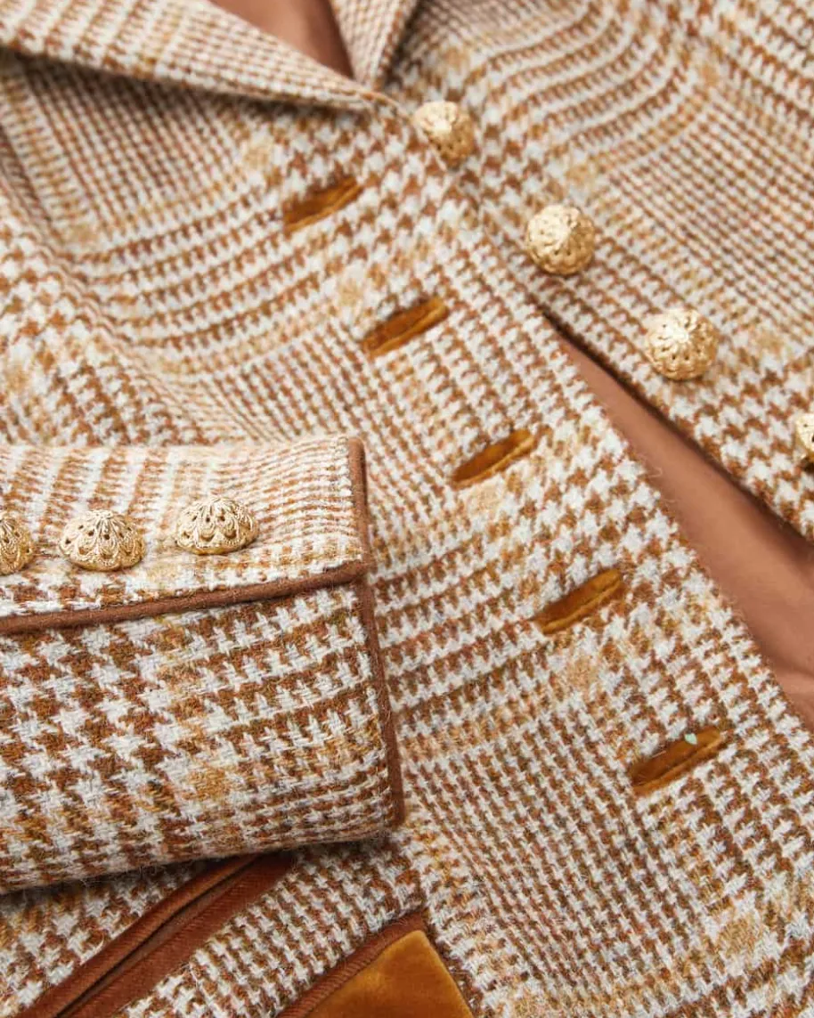 Lara Trachtenblazer aus Wolle