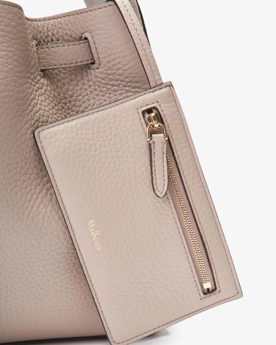 Lyra Small Belted Bucket Schultertasche