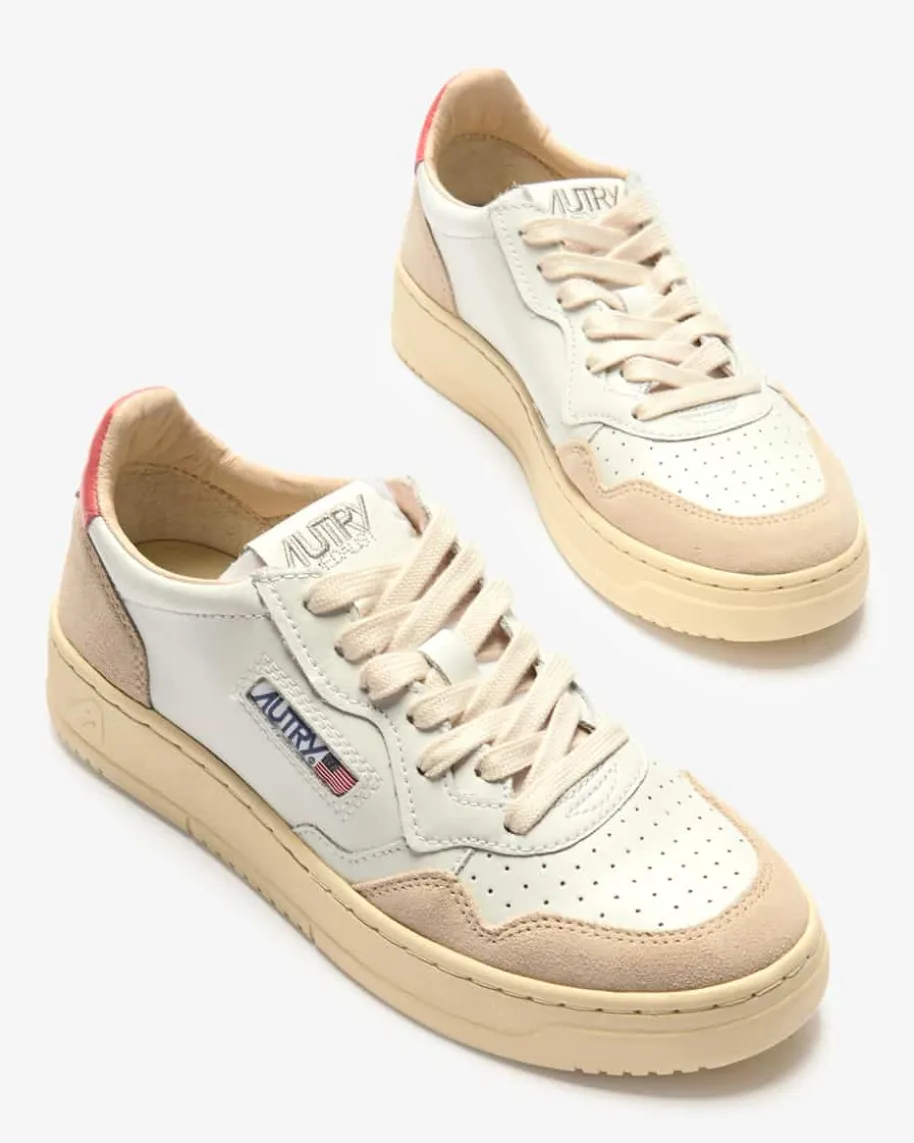 Medalist Low Sneaker