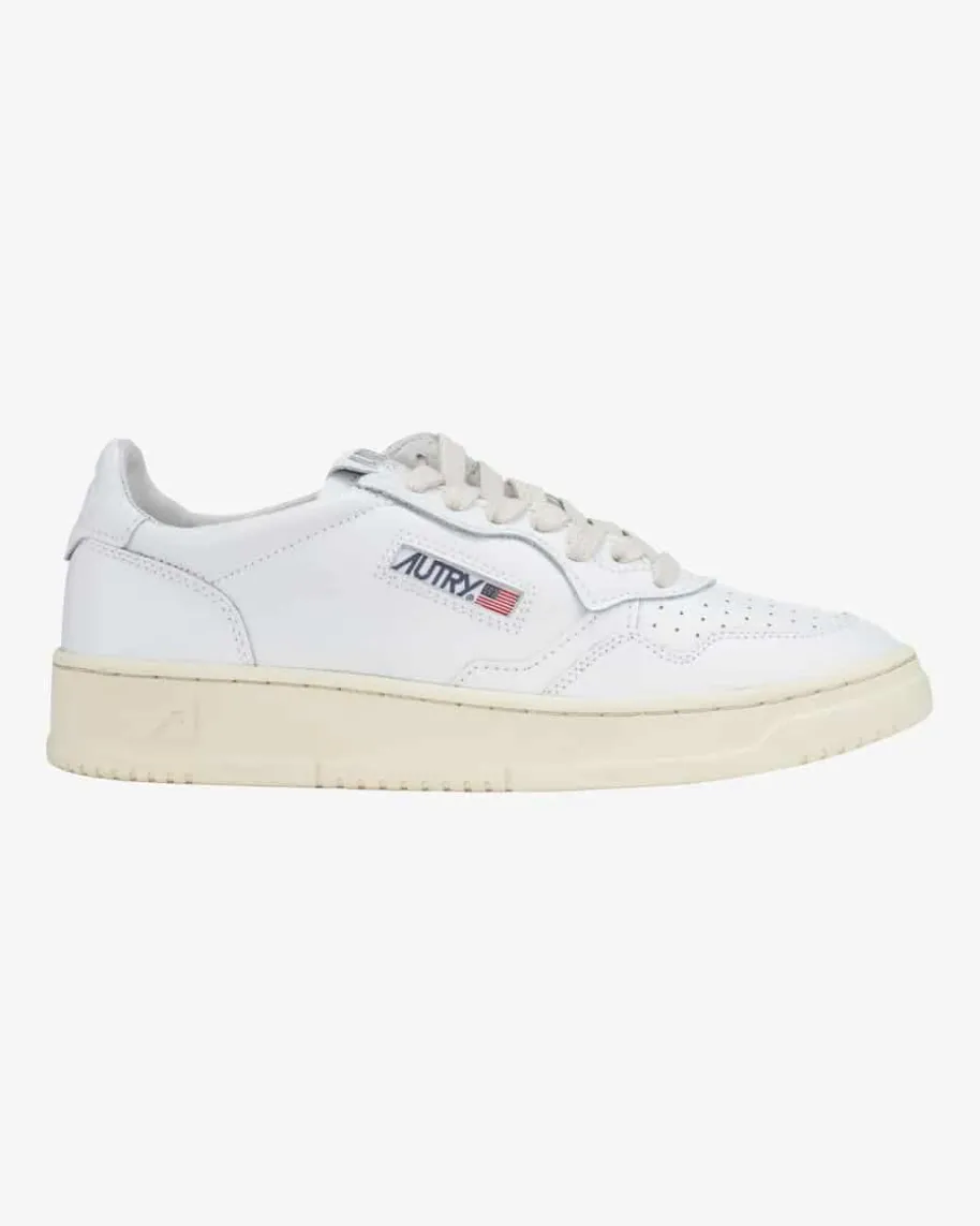 Medalist Low Sneaker