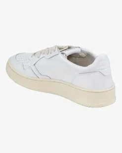 Medalist Low Sneaker