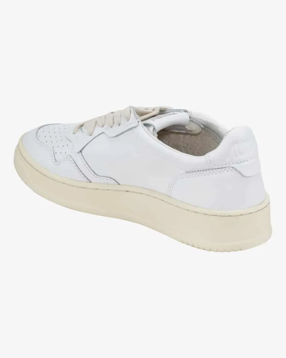 Medalist Low Sneaker