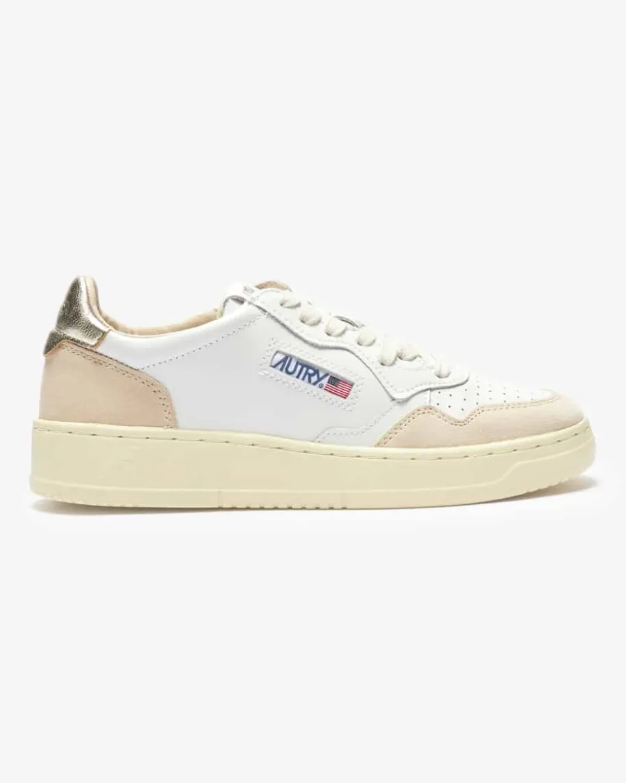 Medalist Low Sneaker