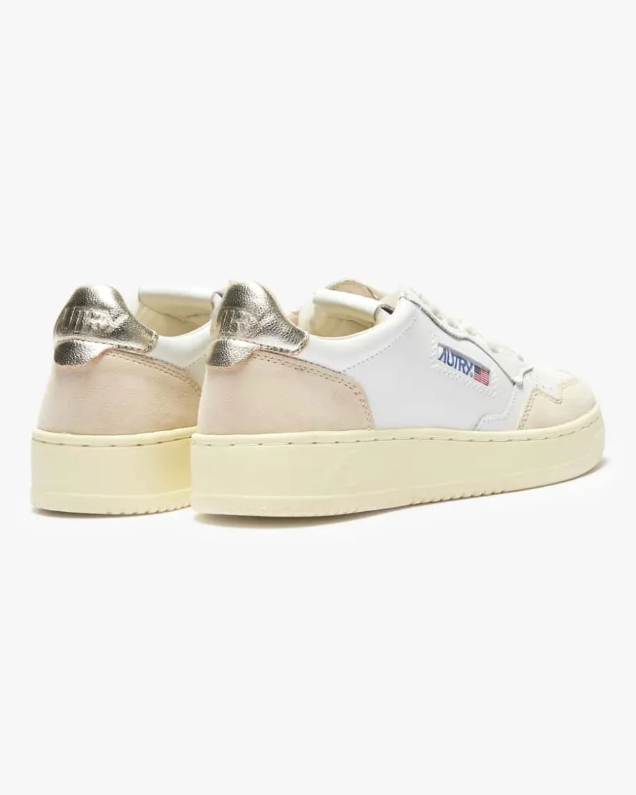 Medalist Low Sneaker
