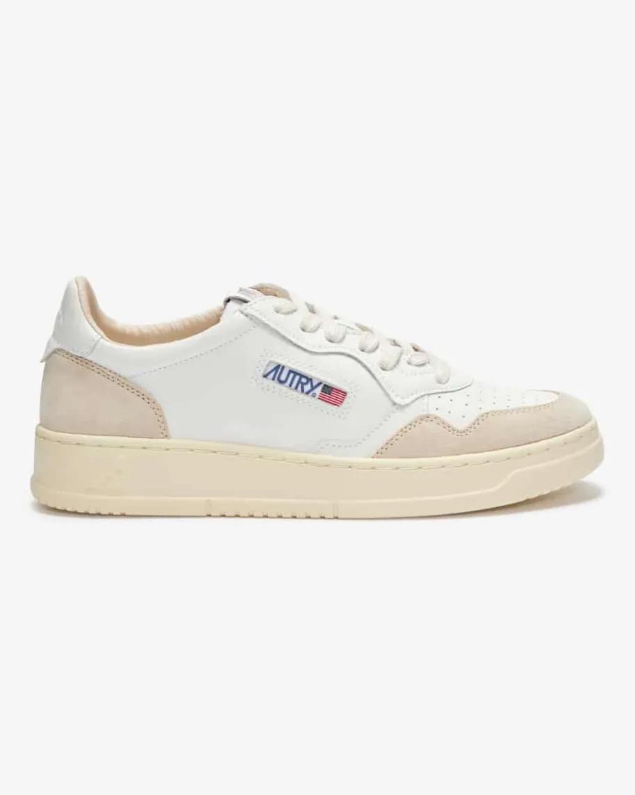 Medalist Low Sneaker