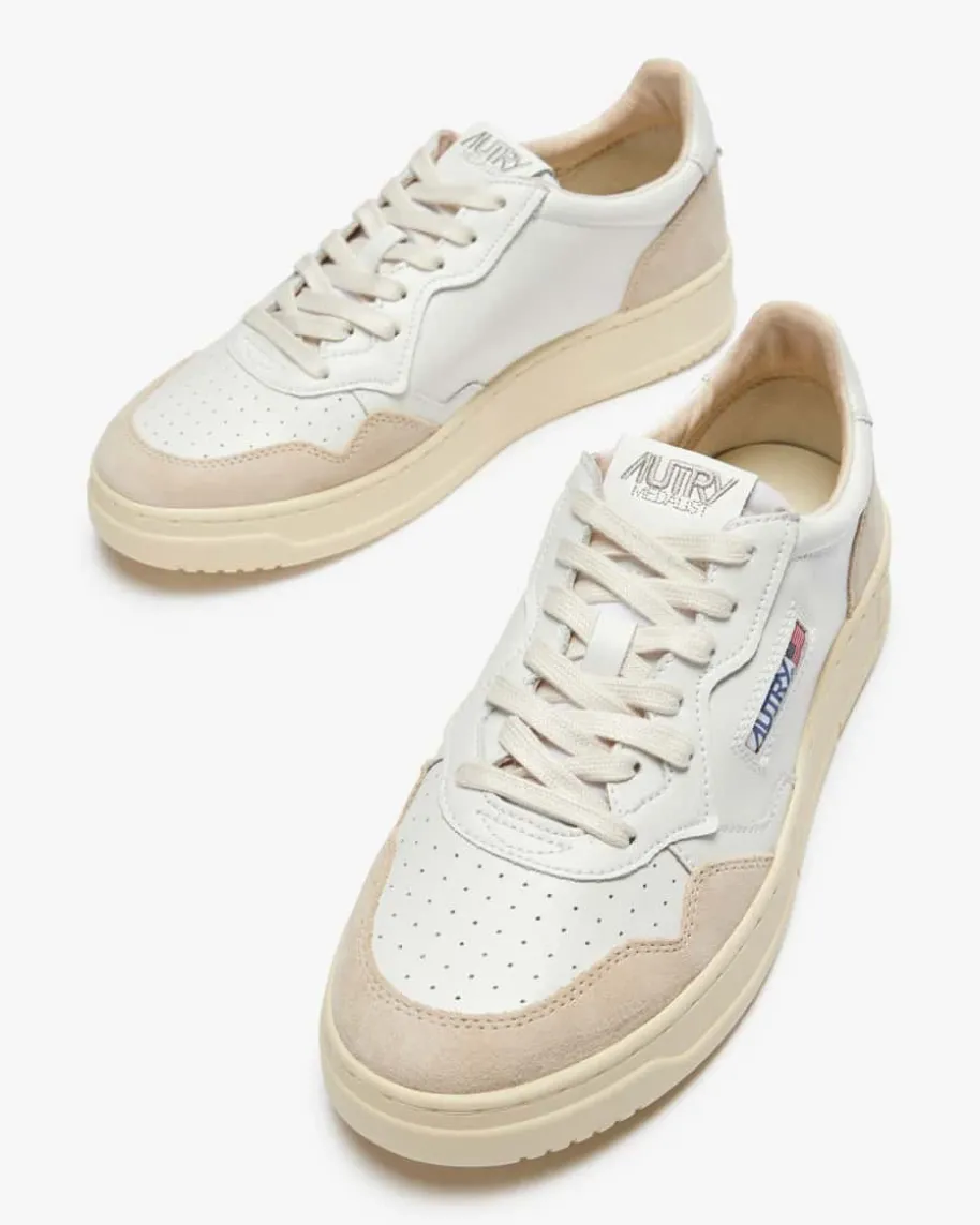 Medalist Low Sneaker