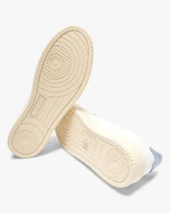 Medalist Low Sneaker