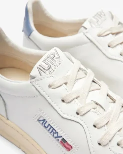 Medalist Low Sneaker