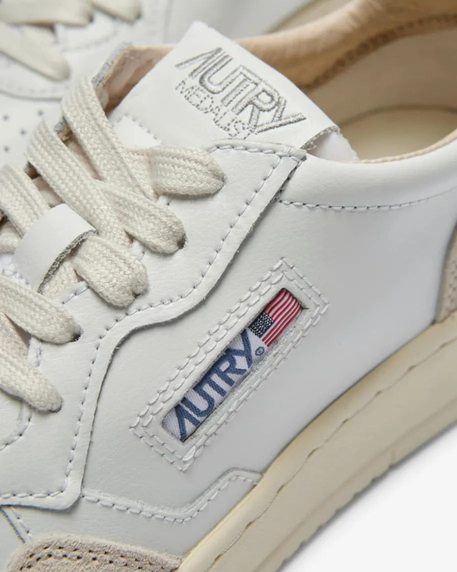 Medalist Low Sneaker