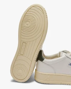 Medalist Low Sneaker