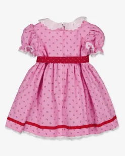 Mia Dirndl mit Schürze