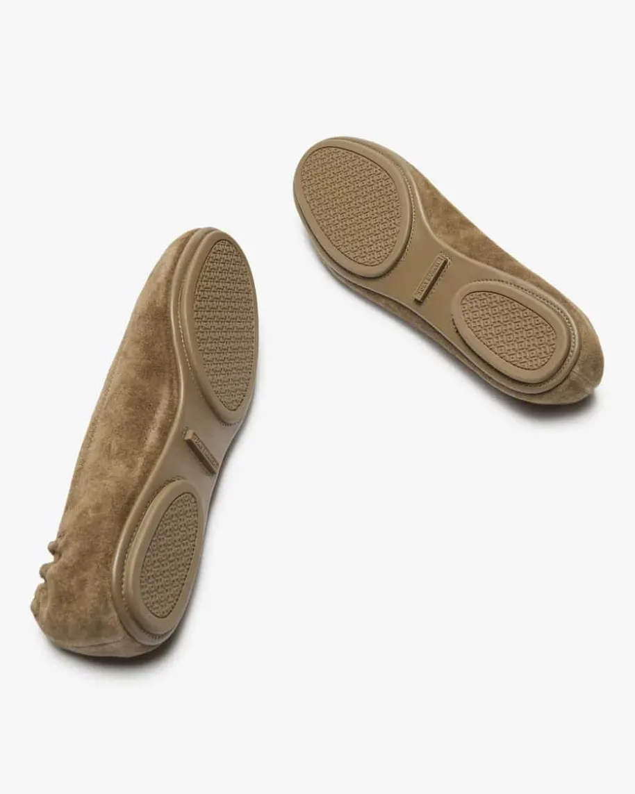 Minnie Travel Ballerina