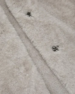 Olena Wende-Kunstfellweste