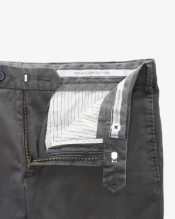 Peaker Chino Contemporary Fit