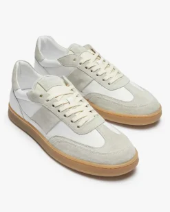 Pillar Court II Sneaker
