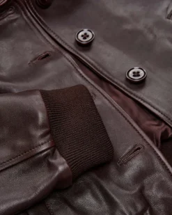 Sleek Statement Lederjacke