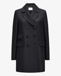 Striking Coolness Mantel