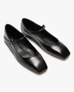 Uma Ballerinas