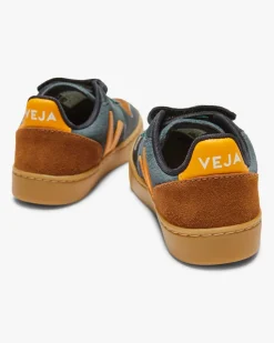 V-10 Sneaker