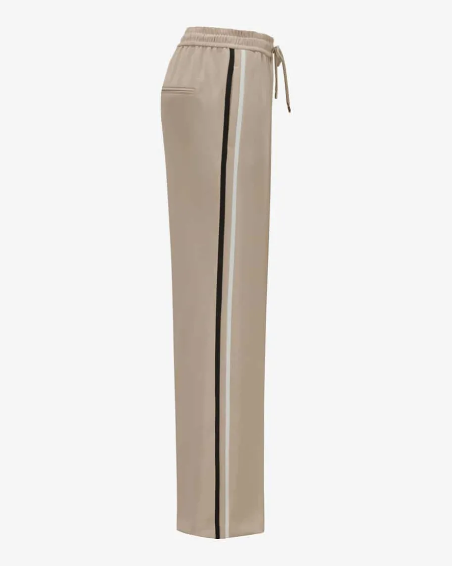 Washington Hose Wide Fit