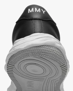 Wayne Sneaker
