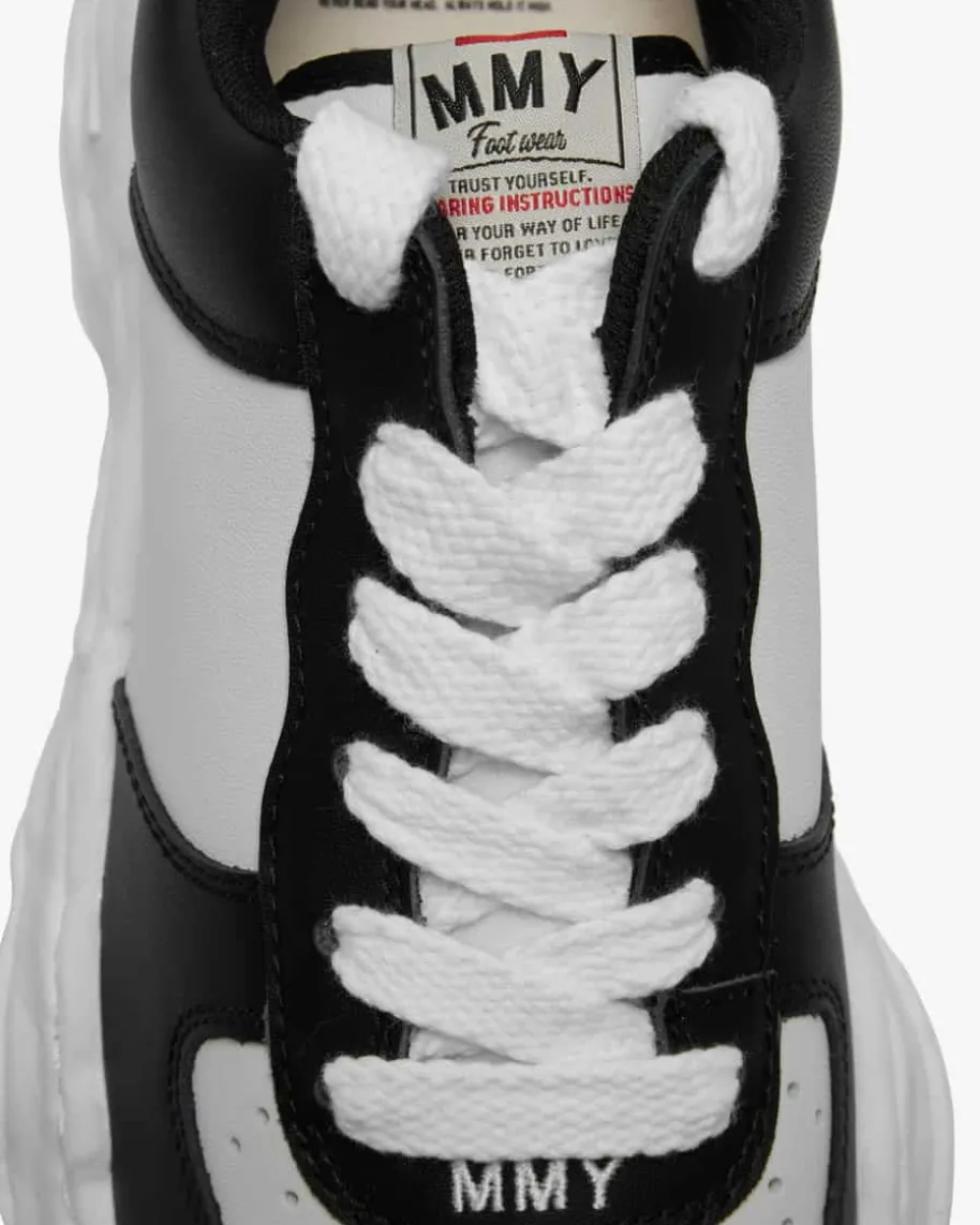 Wayne Sneaker