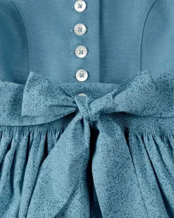 Wiesndirndl mit Schürze