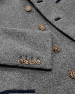 x CocoVero Andrin Trachtenjanker Shaped Fit