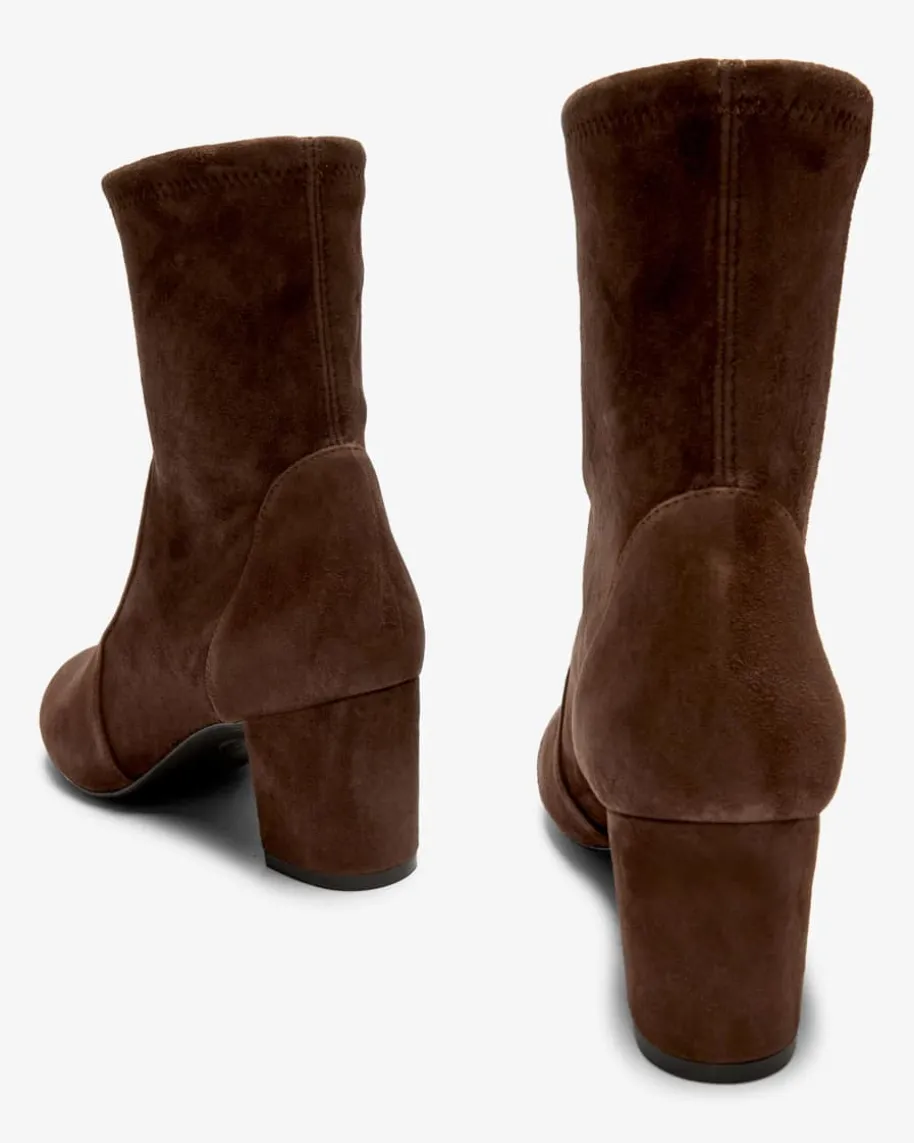 Yuliana Stiefeletten